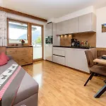 - Kuprian * Ried im Oberinntal