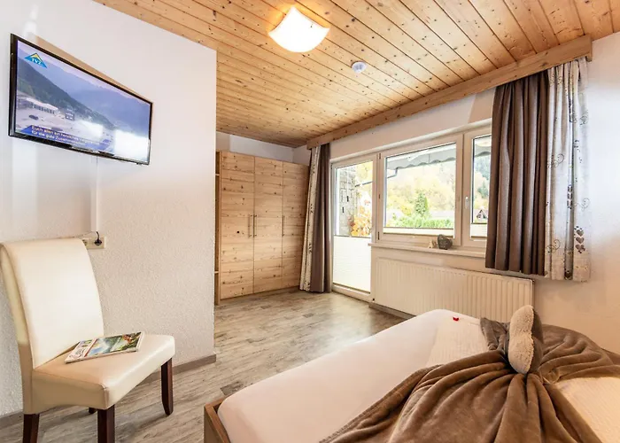 - Kuprian * Ried im Oberinntal