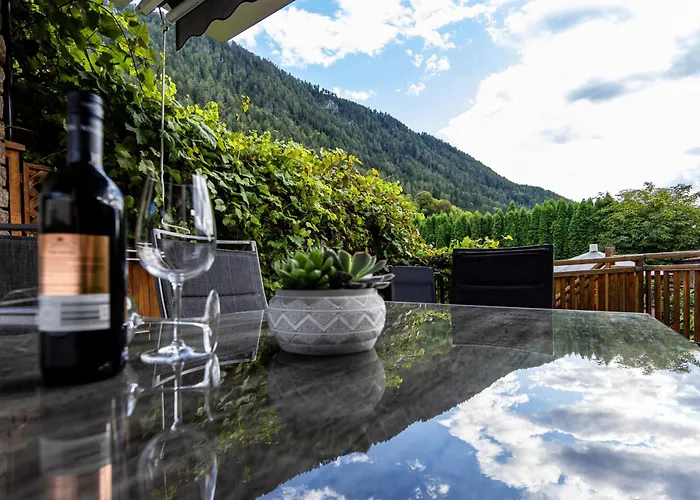 - Kuprian * Ried im Oberinntal